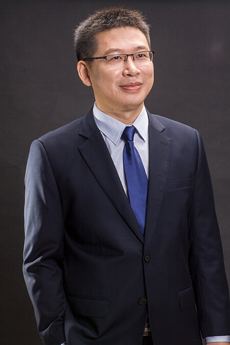 赵永华 