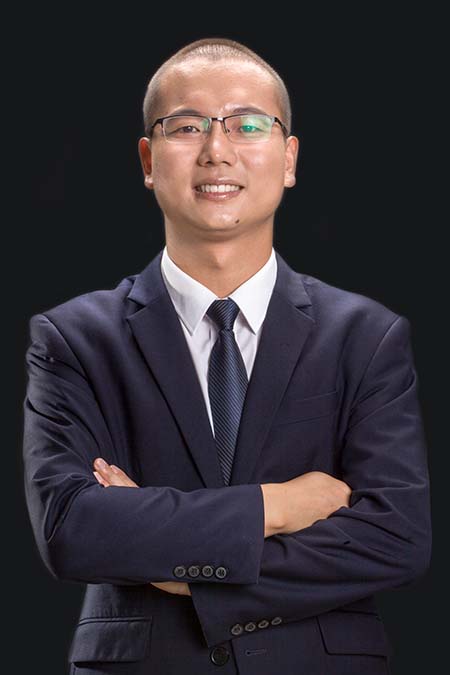 殷泉辉 